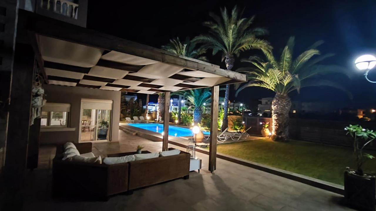 Villa Living E-Motion Goúrnes Exterior foto